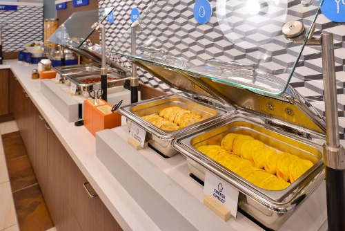 Holiday Inn Express Knoxville-Strawberry Plains, an IHG Hotel image 9