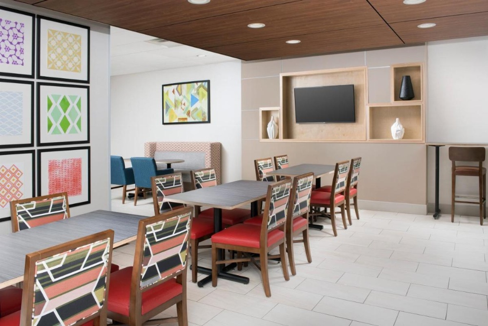 Holiday Inn Express Knoxville-Strawberry Plains, an IHG Hotel Image 16