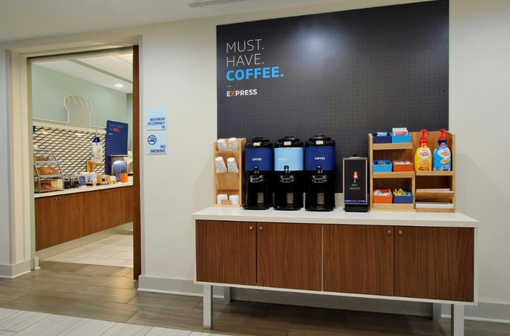 Holiday Inn Express Knoxville-Strawberry Plains, an IHG Hotel Image 25