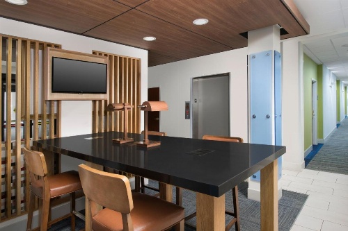 Holiday Inn Express Knoxville-Strawberry Plains, an IHG Hotel image 27